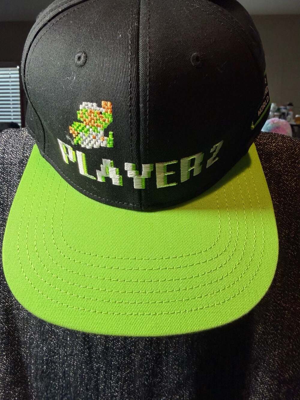 Super Nintendo World Universal Studios Player 2 Luigi Pixel Art Snapback Hat